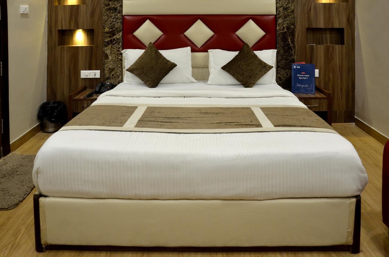 Hotel Sanjay International,Kanpur Buitenkant foto