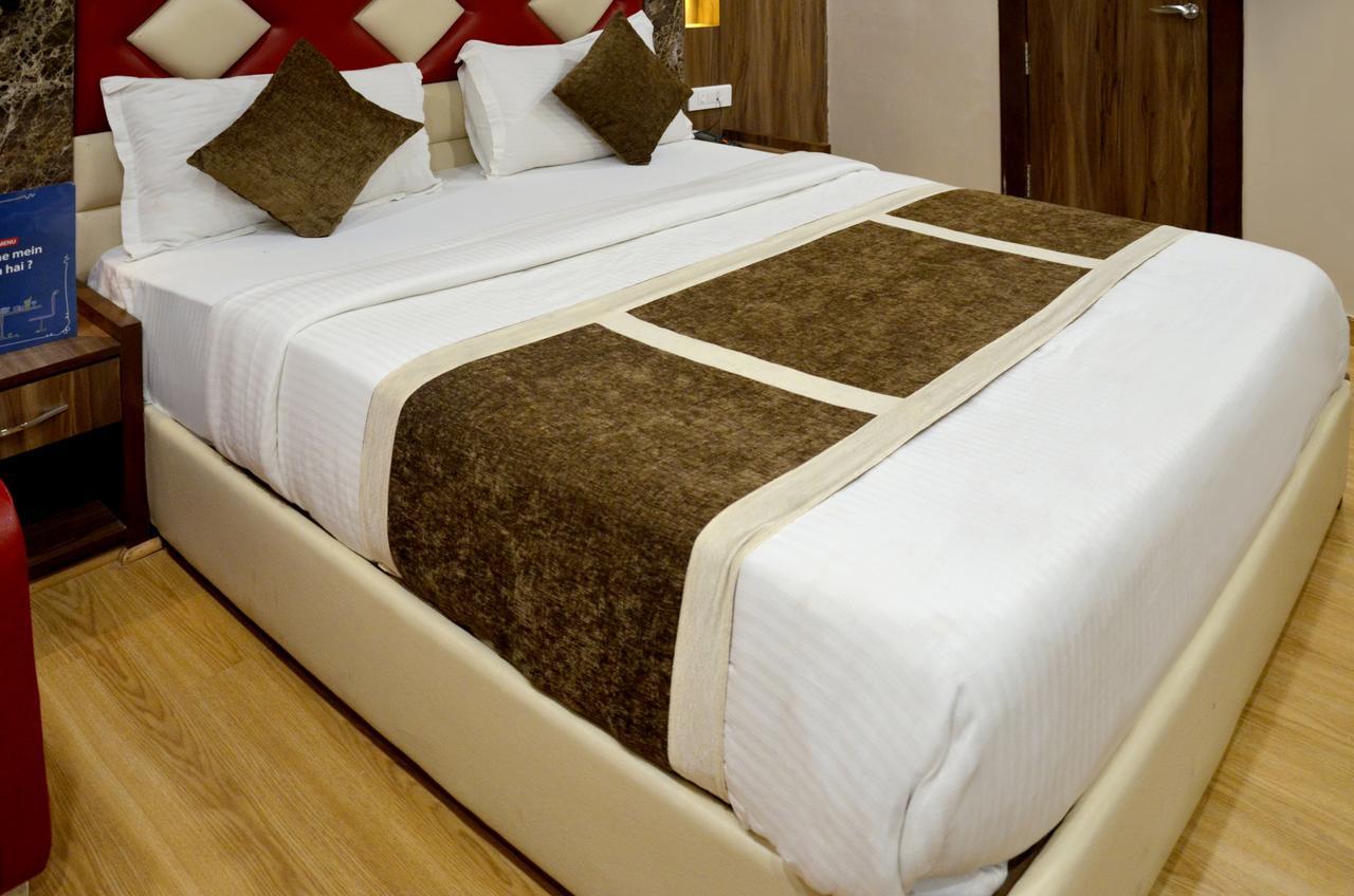 Hotel Sanjay International,Kanpur Buitenkant foto